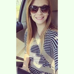 Meet Your Posher, Caitlyn